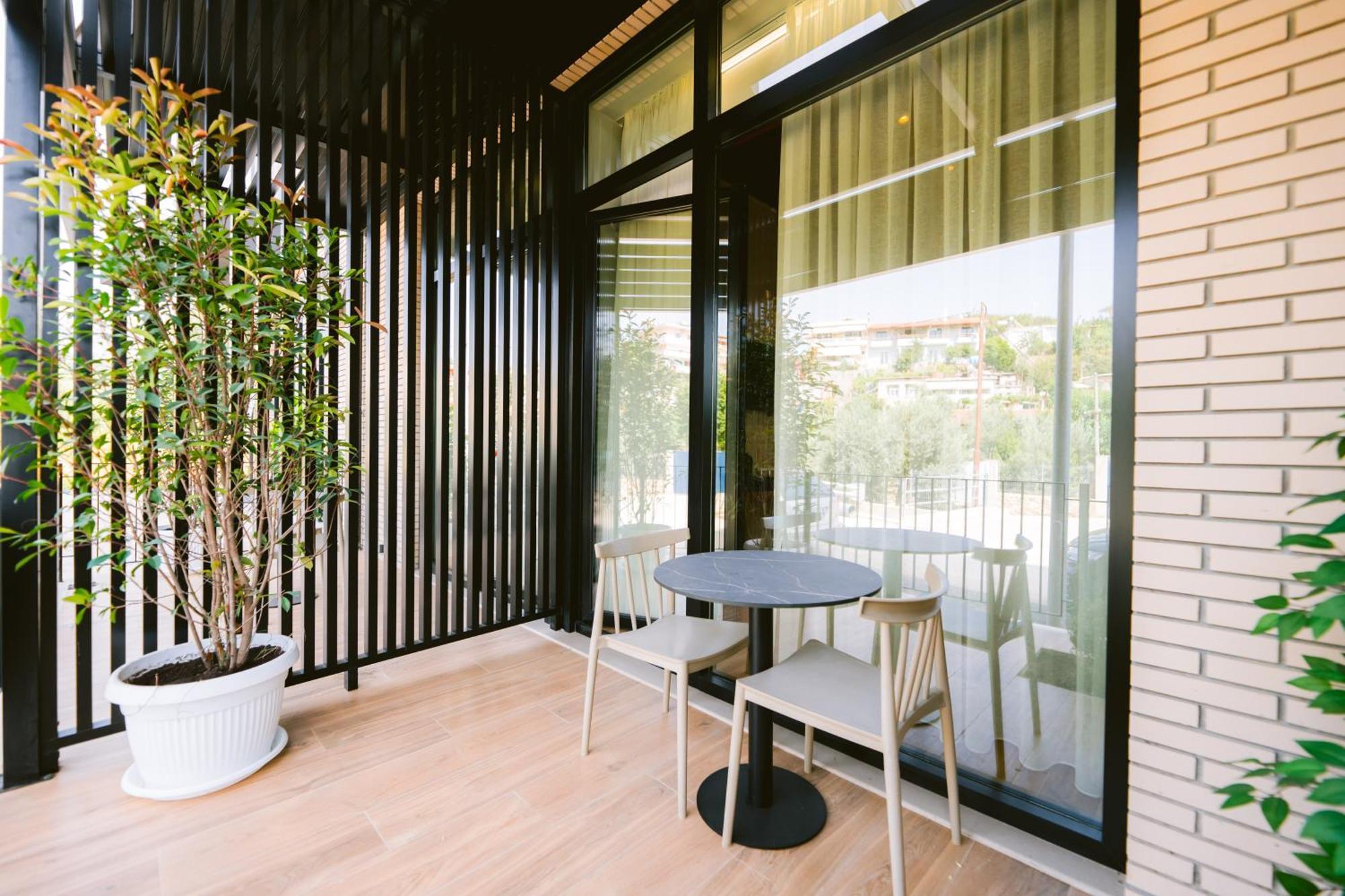 Noemie Hotel Himarë Extérieur photo
