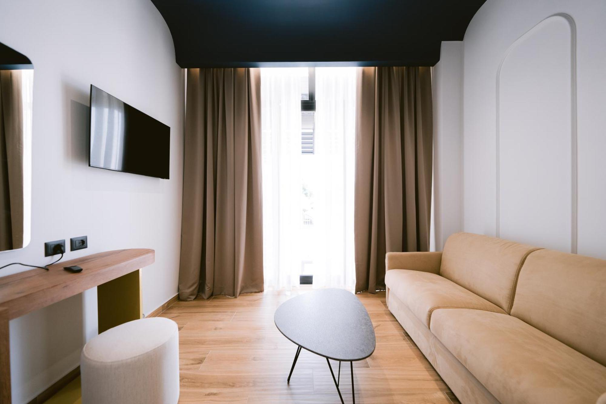 Noemie Hotel Himarë Extérieur photo