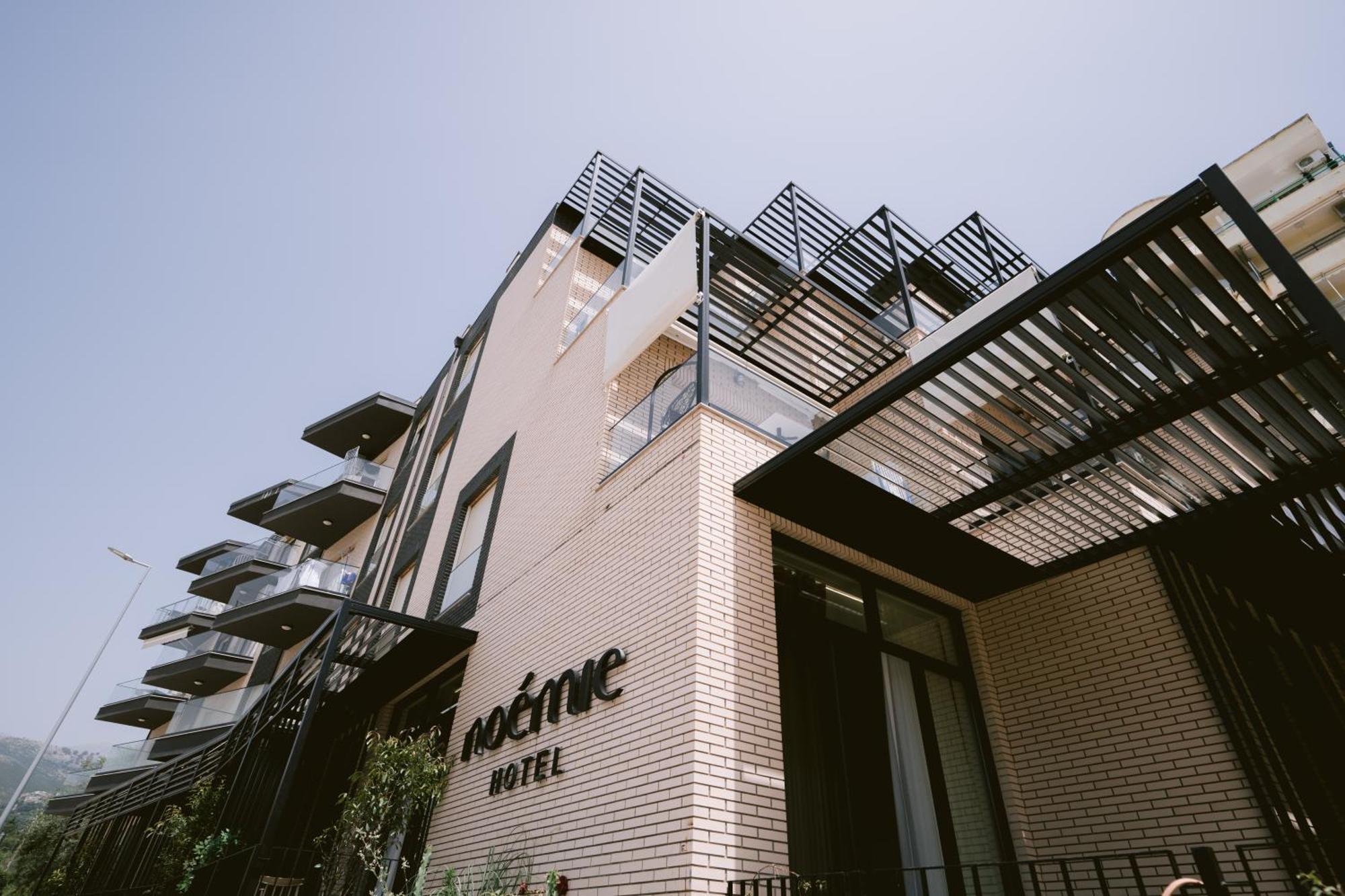 Noemie Hotel Himarë Extérieur photo