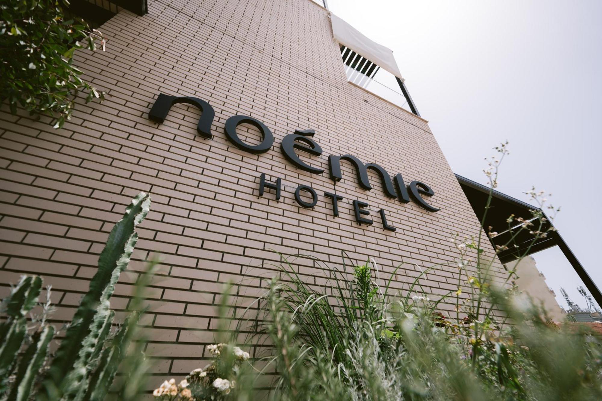 Noemie Hotel Himarë Extérieur photo