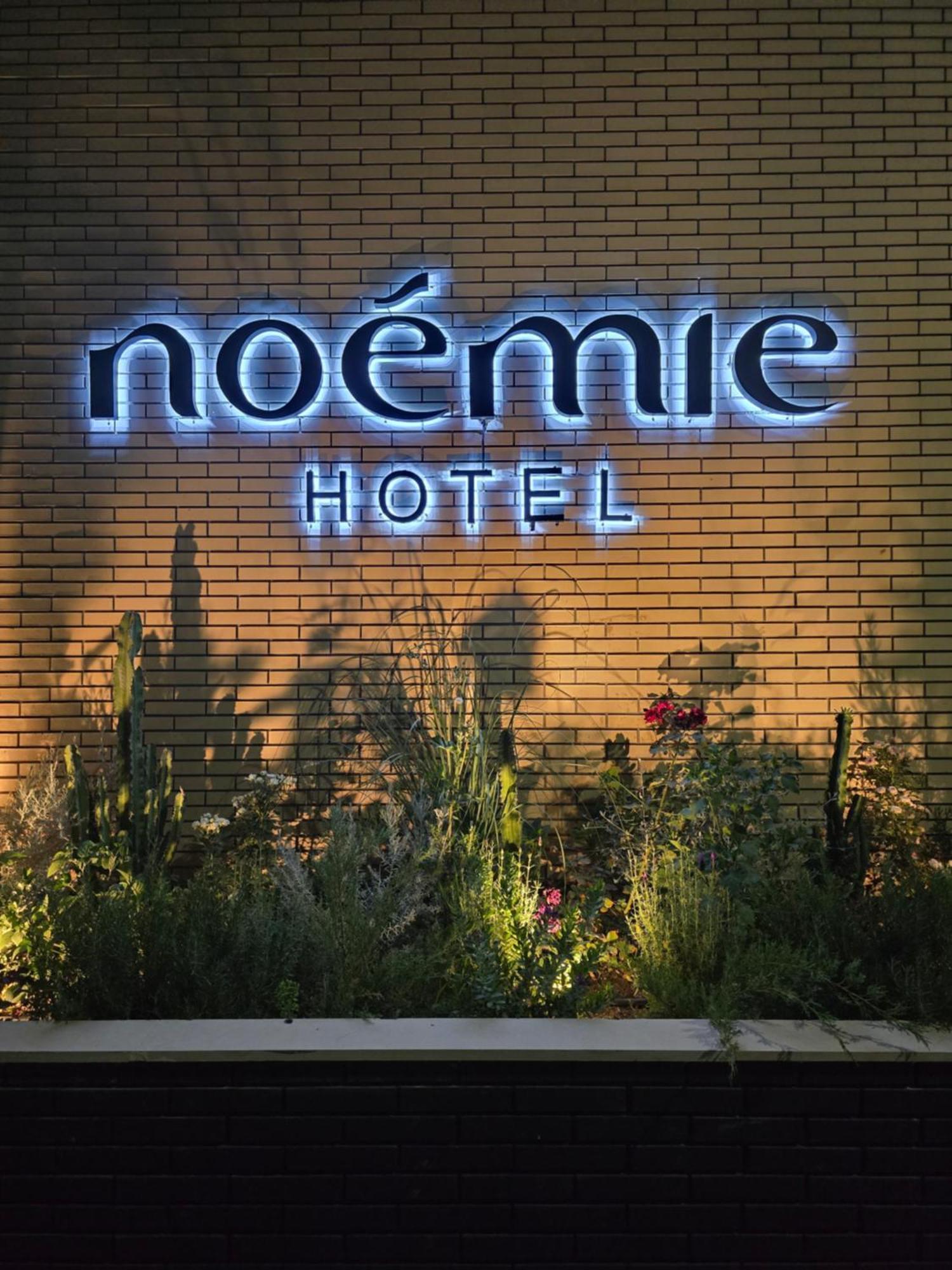 Noemie Hotel Himarë Extérieur photo